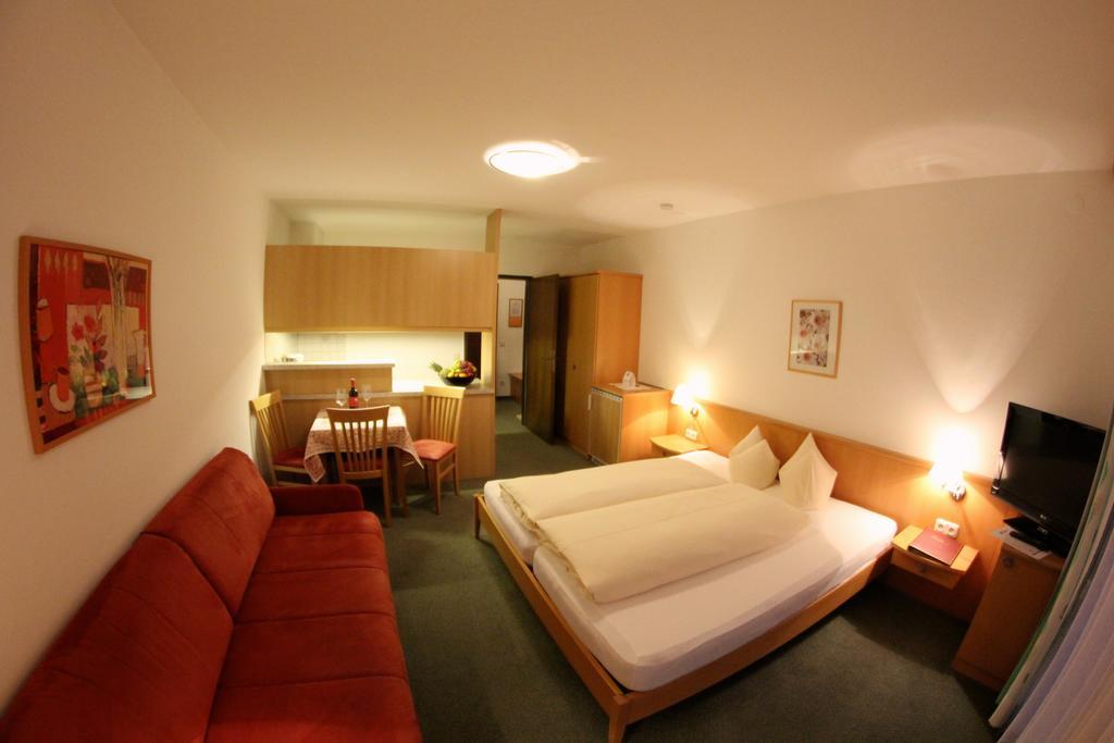 Ferienappartements Heinzle - Ihr Ferienresort Санкт-Якоб-ін-Деферегген Екстер'єр фото